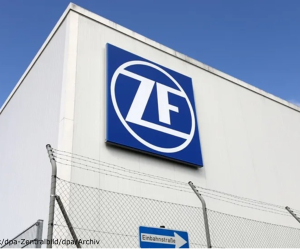 Elektrischer Zentralantrieb für leichte Nutzfahrzeuge: ZF startet Serienproduktion